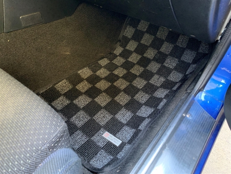 P2M MAZDA MIATA ’90-97 (NA) / 1998-05 (NB) RACE FLOOR MATS : DARK GREY